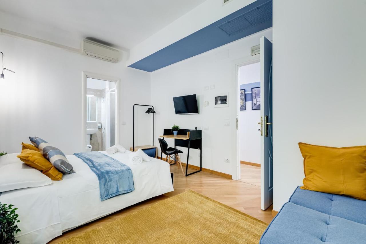 Marche 54 Hotel Рим Екстериор снимка