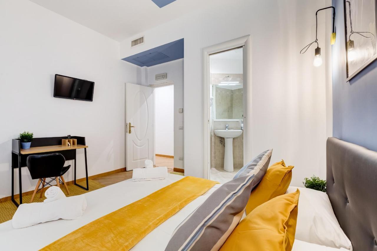 Marche 54 Hotel Рим Екстериор снимка